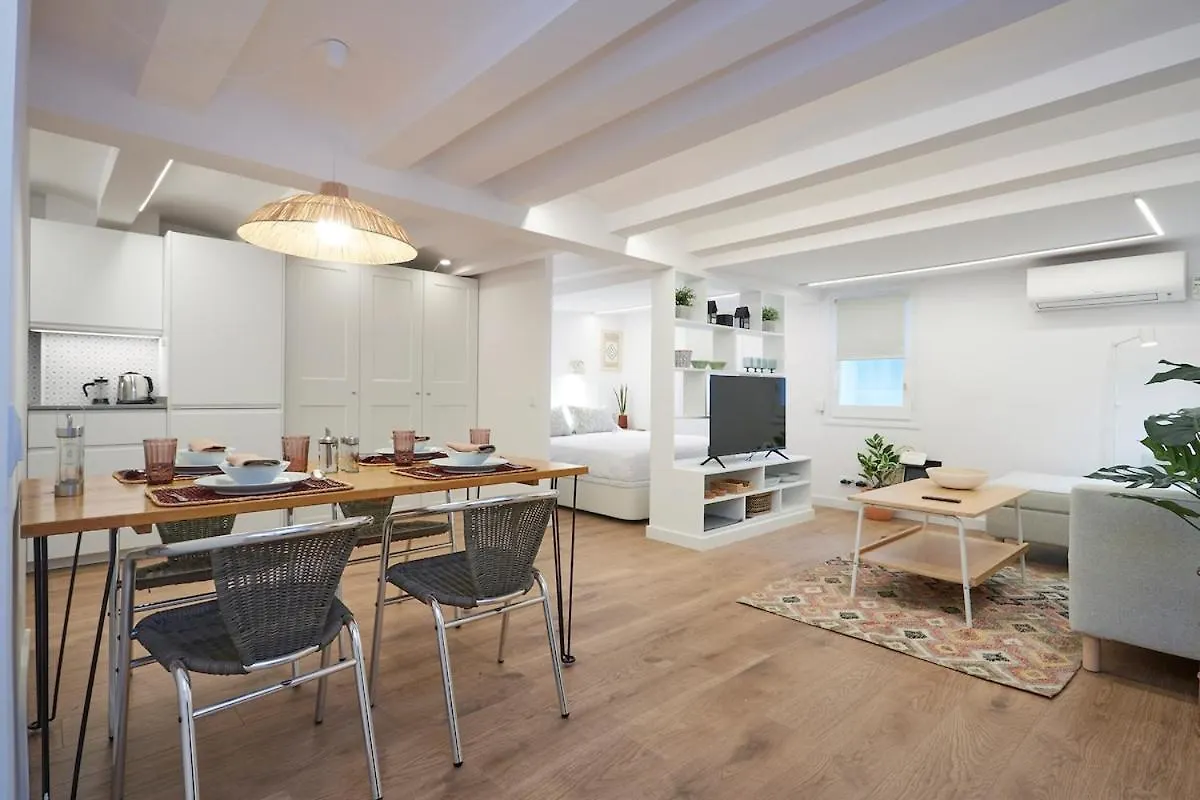 Acogedor Apartamento En El Eixample Barcelona